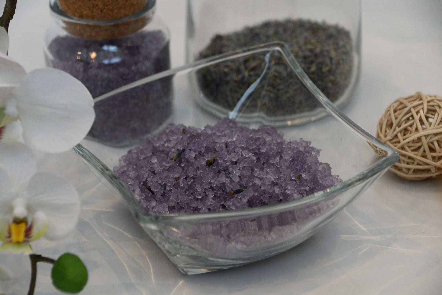 Badesalz Rose Sensation (Rosenduft) mit Rosenblüten