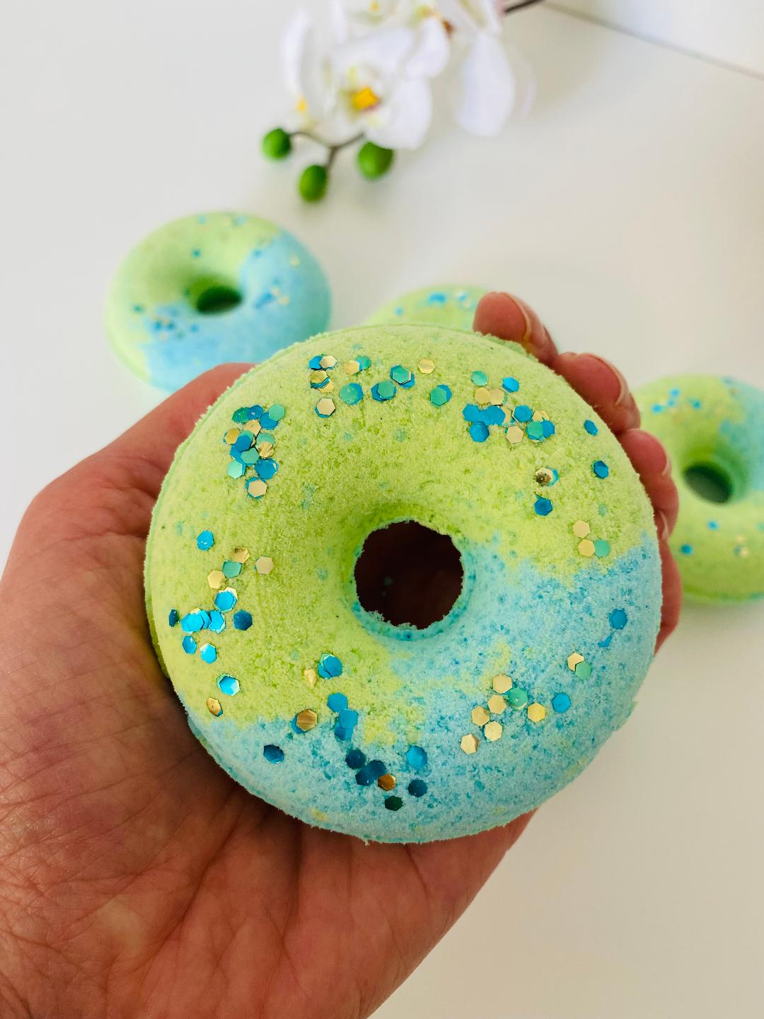 blau grüner Badedonut